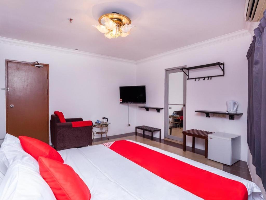 Super Oyo 1114 Neo Pegasus Hotel Segamat Eksteriør billede