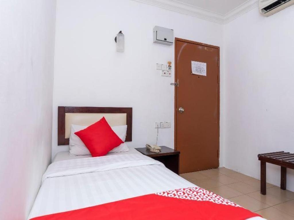 Super Oyo 1114 Neo Pegasus Hotel Segamat Eksteriør billede