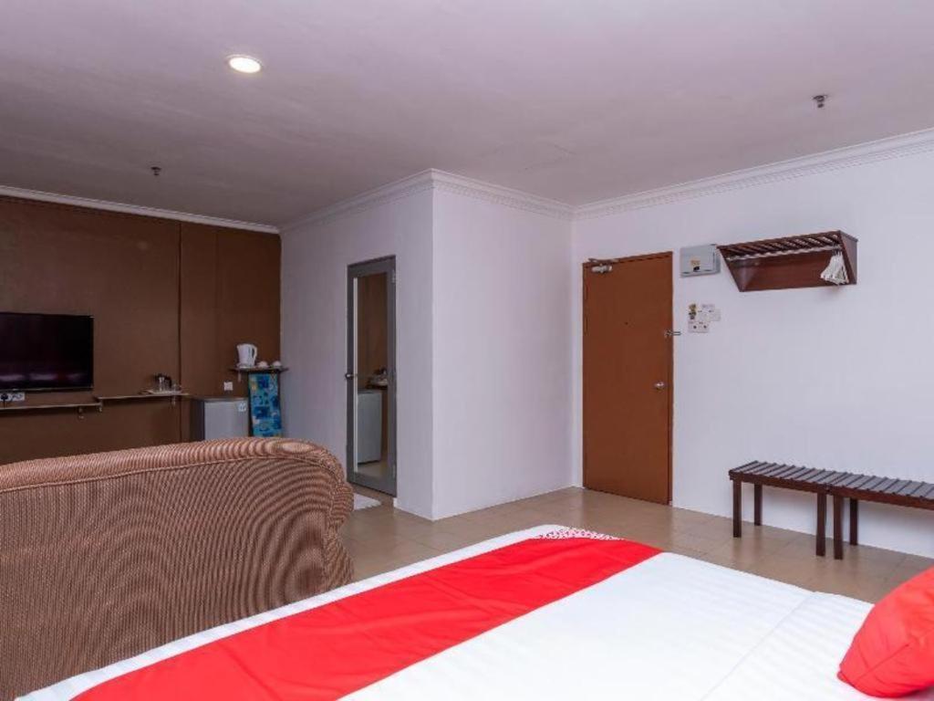 Super Oyo 1114 Neo Pegasus Hotel Segamat Eksteriør billede