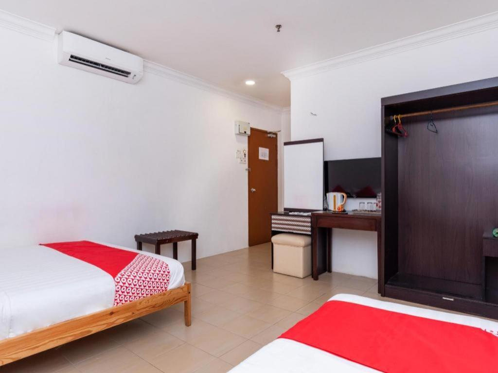 Super Oyo 1114 Neo Pegasus Hotel Segamat Eksteriør billede