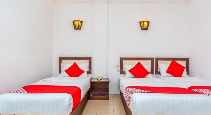 Super Oyo 1114 Neo Pegasus Hotel Segamat Eksteriør billede