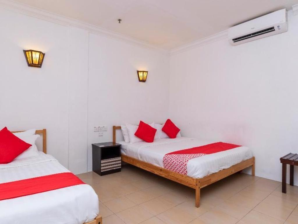 Super Oyo 1114 Neo Pegasus Hotel Segamat Eksteriør billede