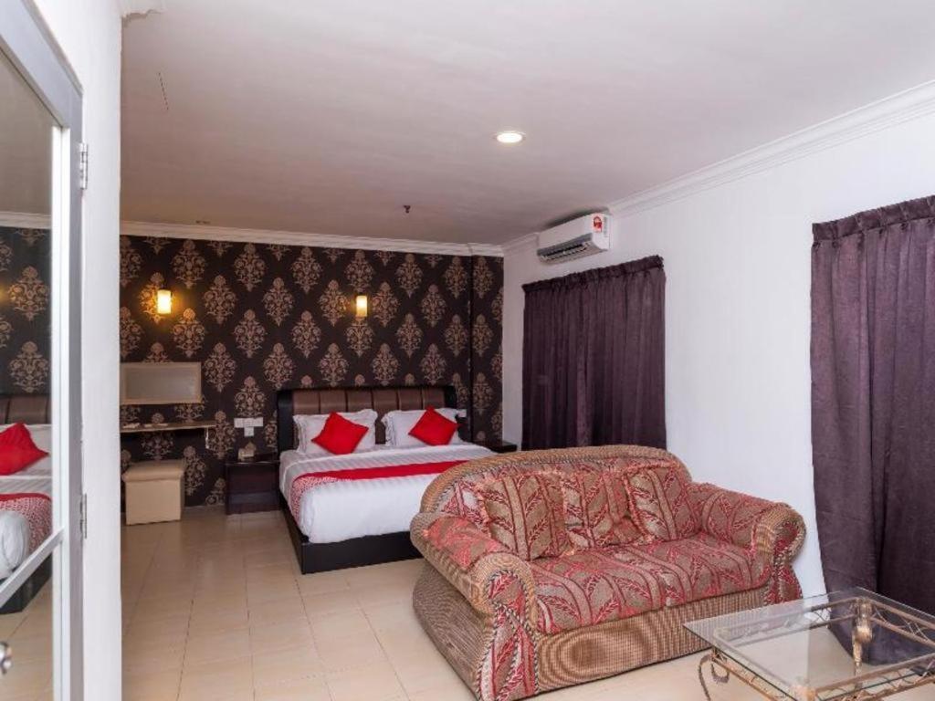 Super Oyo 1114 Neo Pegasus Hotel Segamat Eksteriør billede